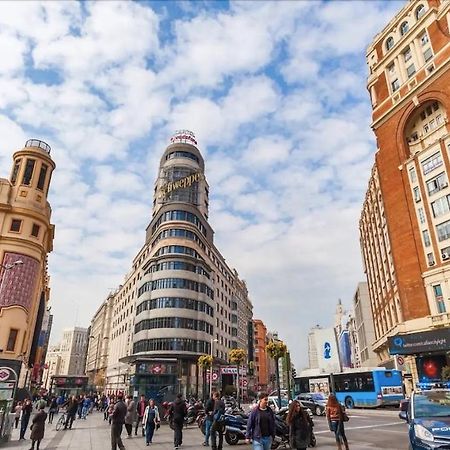 Apartments Plaza Callao Мадрид Экстерьер фото
