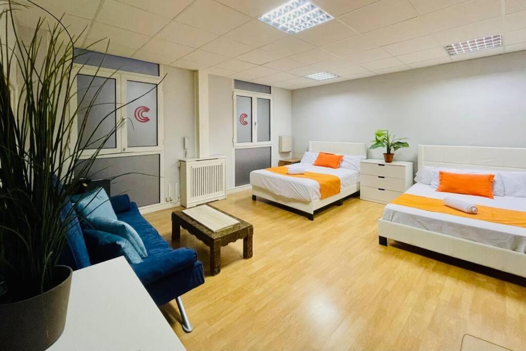 Apartments Plaza Callao Мадрид Экстерьер фото