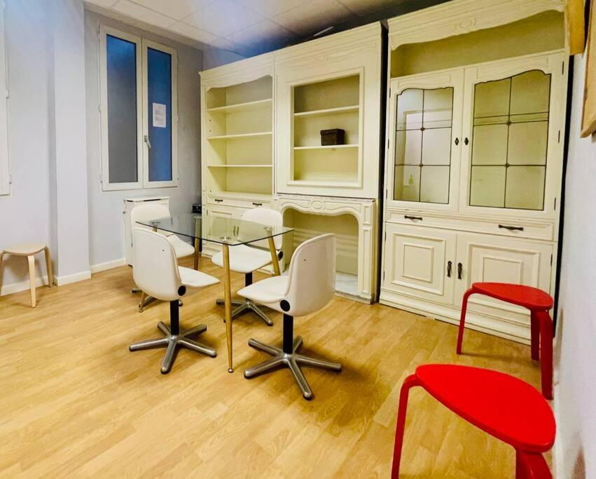 Apartments Plaza Callao Мадрид Экстерьер фото
