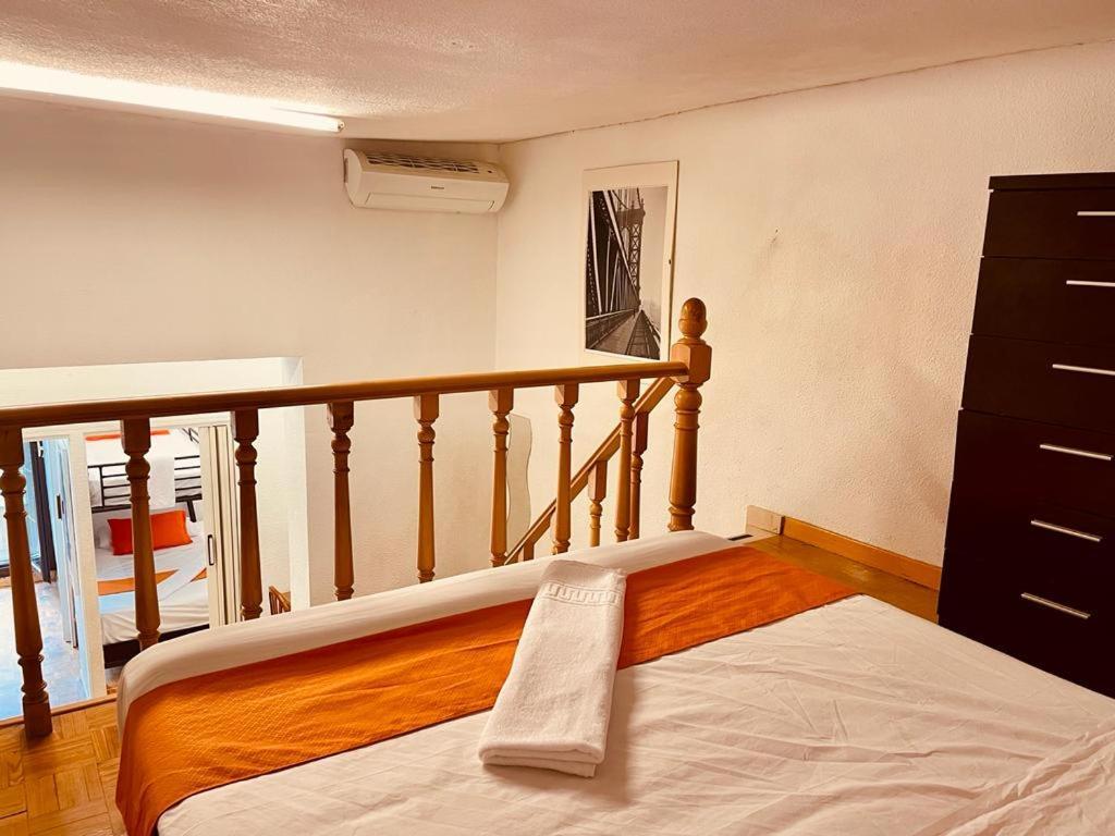 Apartments Plaza Callao Мадрид Экстерьер фото
