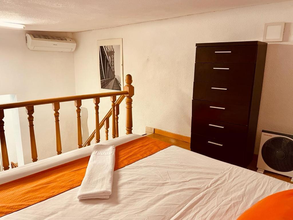 Apartments Plaza Callao Мадрид Экстерьер фото