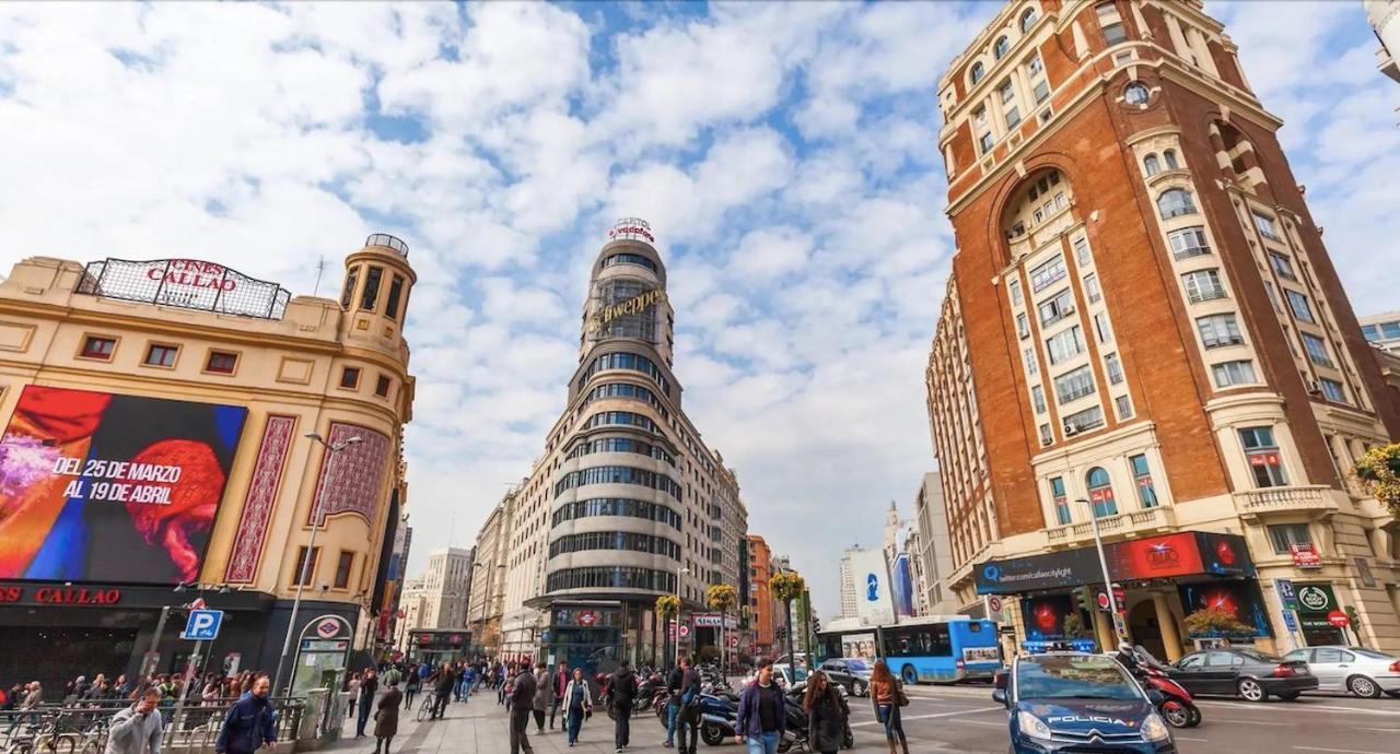 Apartments Plaza Callao Мадрид Экстерьер фото